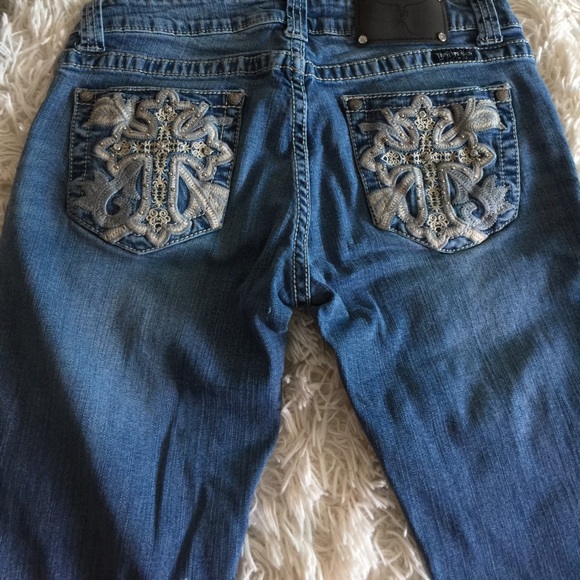 Trinity Ranch Embellished Jeans - Picture 2 of 2